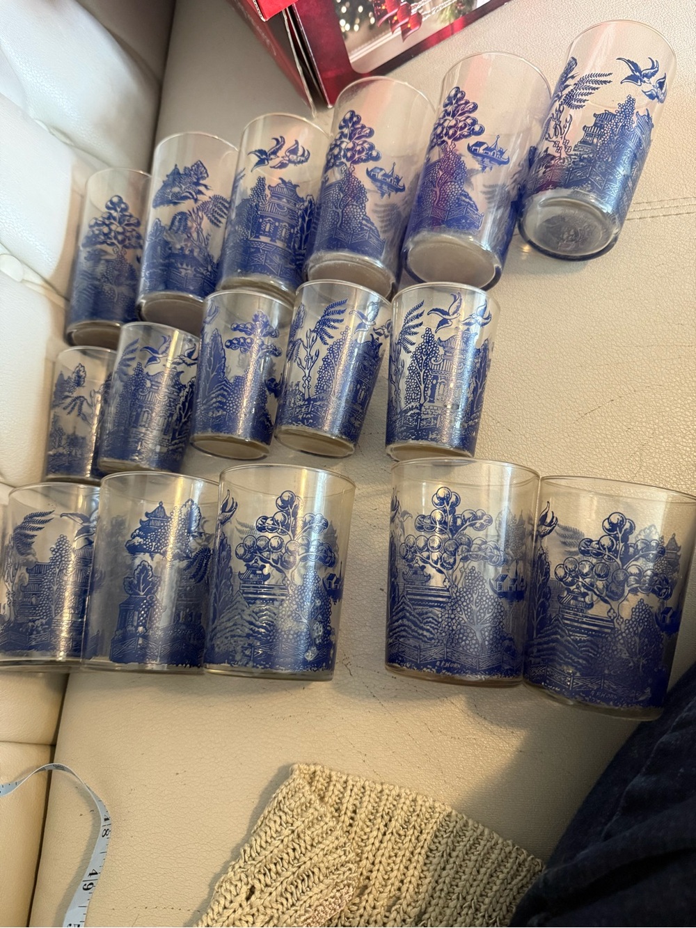 Blue Willow glasses (chinoiserie)